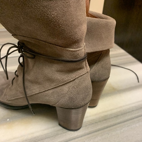 Booties - Picture 6 of 7